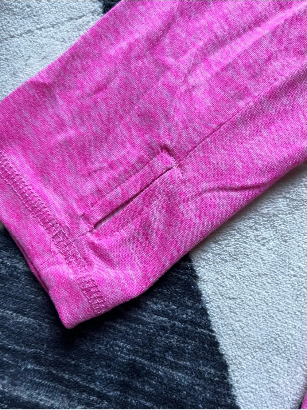 Girls’ XL Athletic Works Hot Pink thermal set